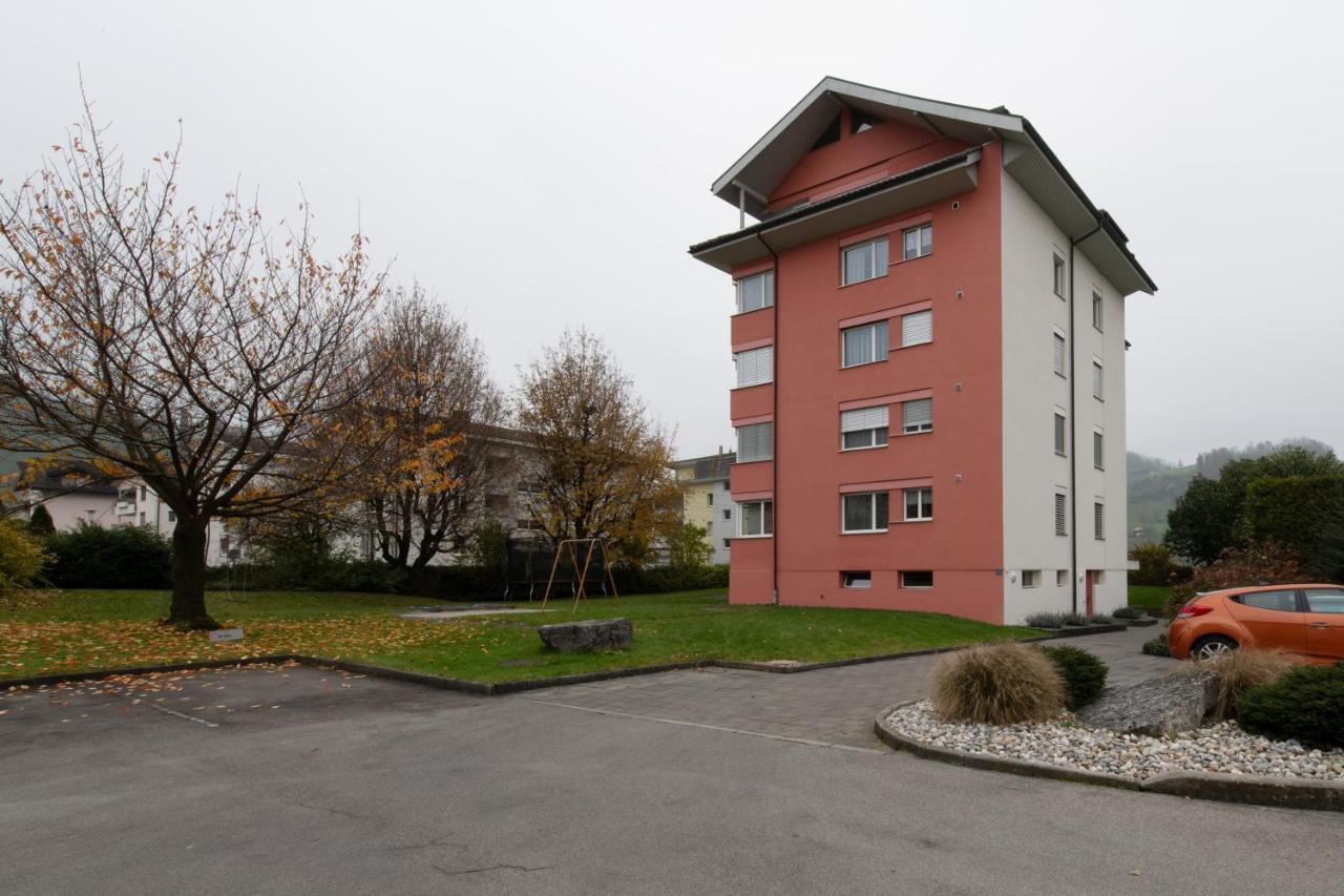 Pilatus Apartment Stans Bagian luar foto